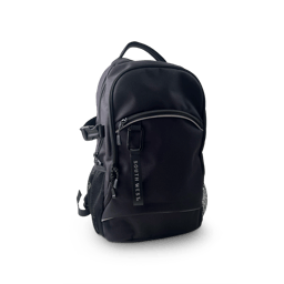 Black (001) Black
