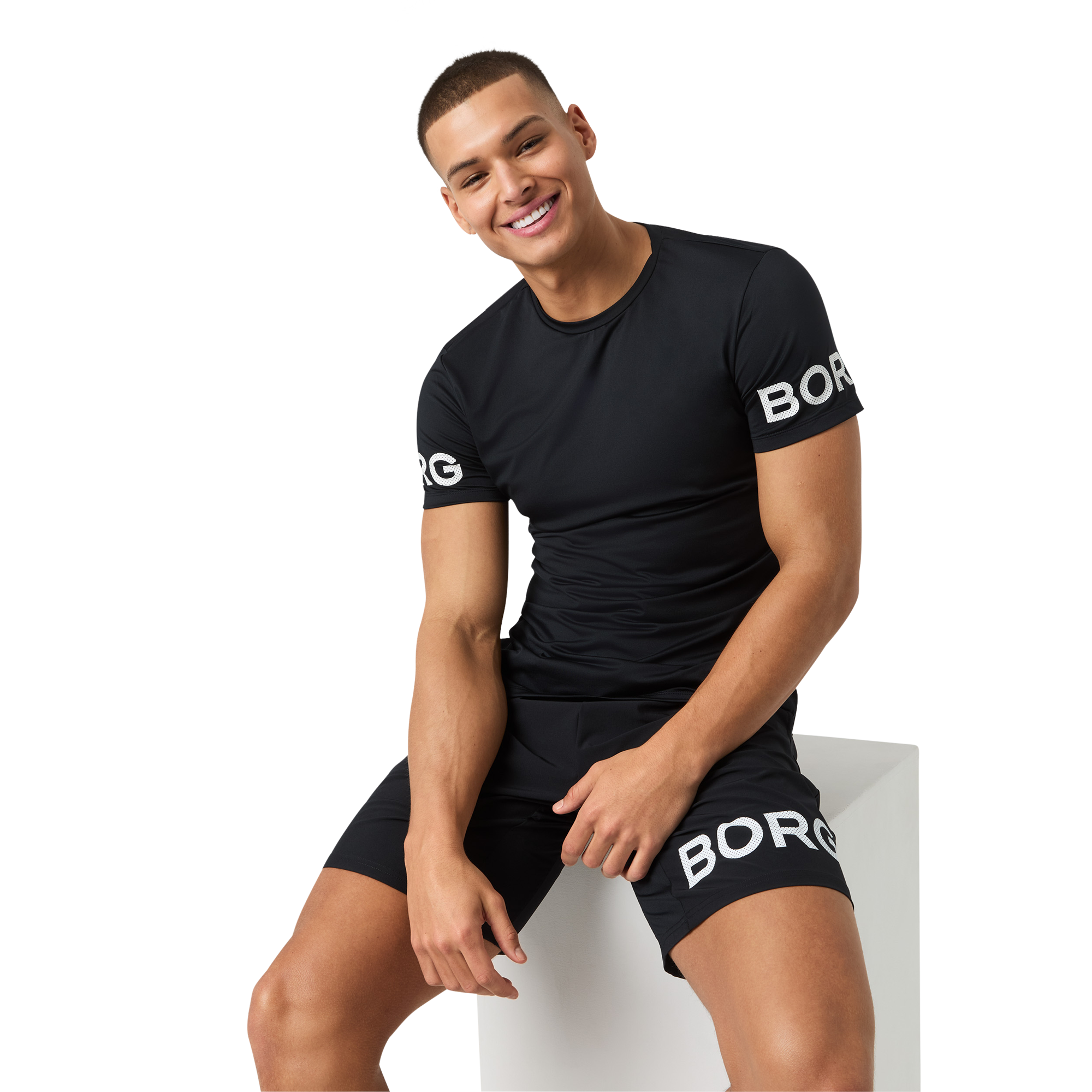 Black (001)